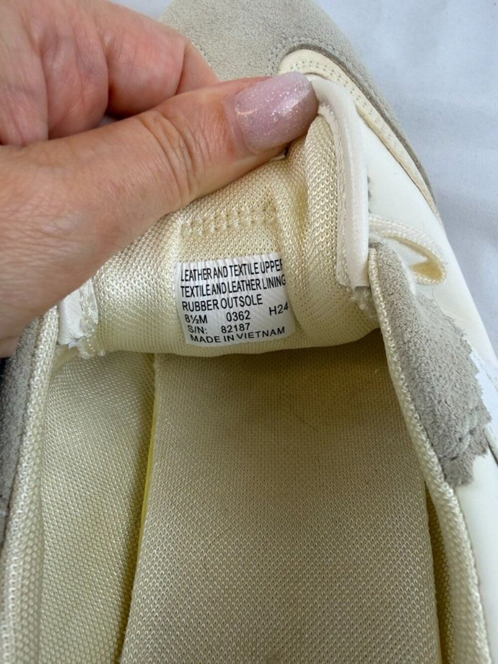 $238 Tory Burch Hank White /Beige Sneakers Sz 8.5M - Picture 8 of 9